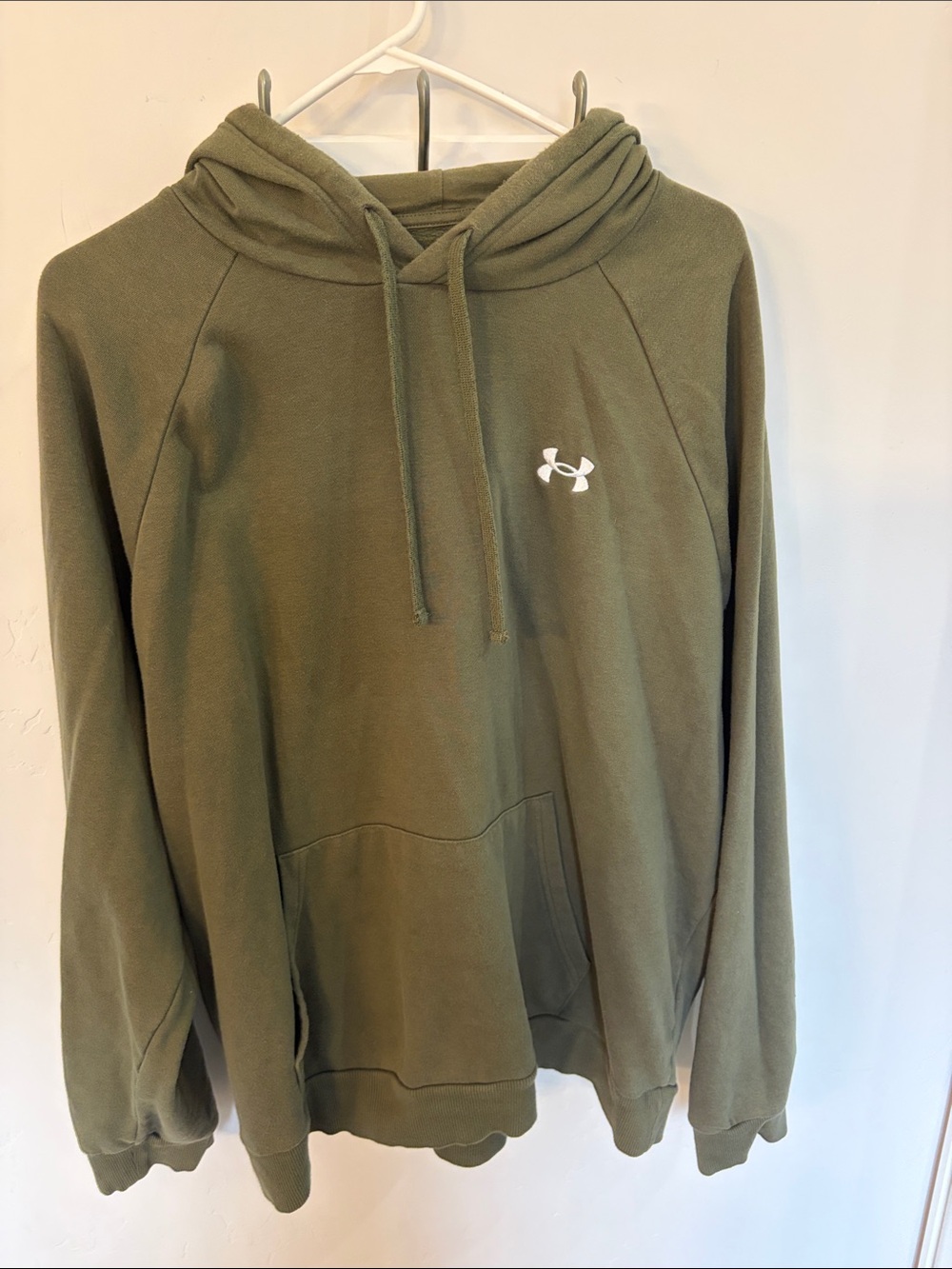 Under Armour Men's Olive Green Crewneck Hoodie